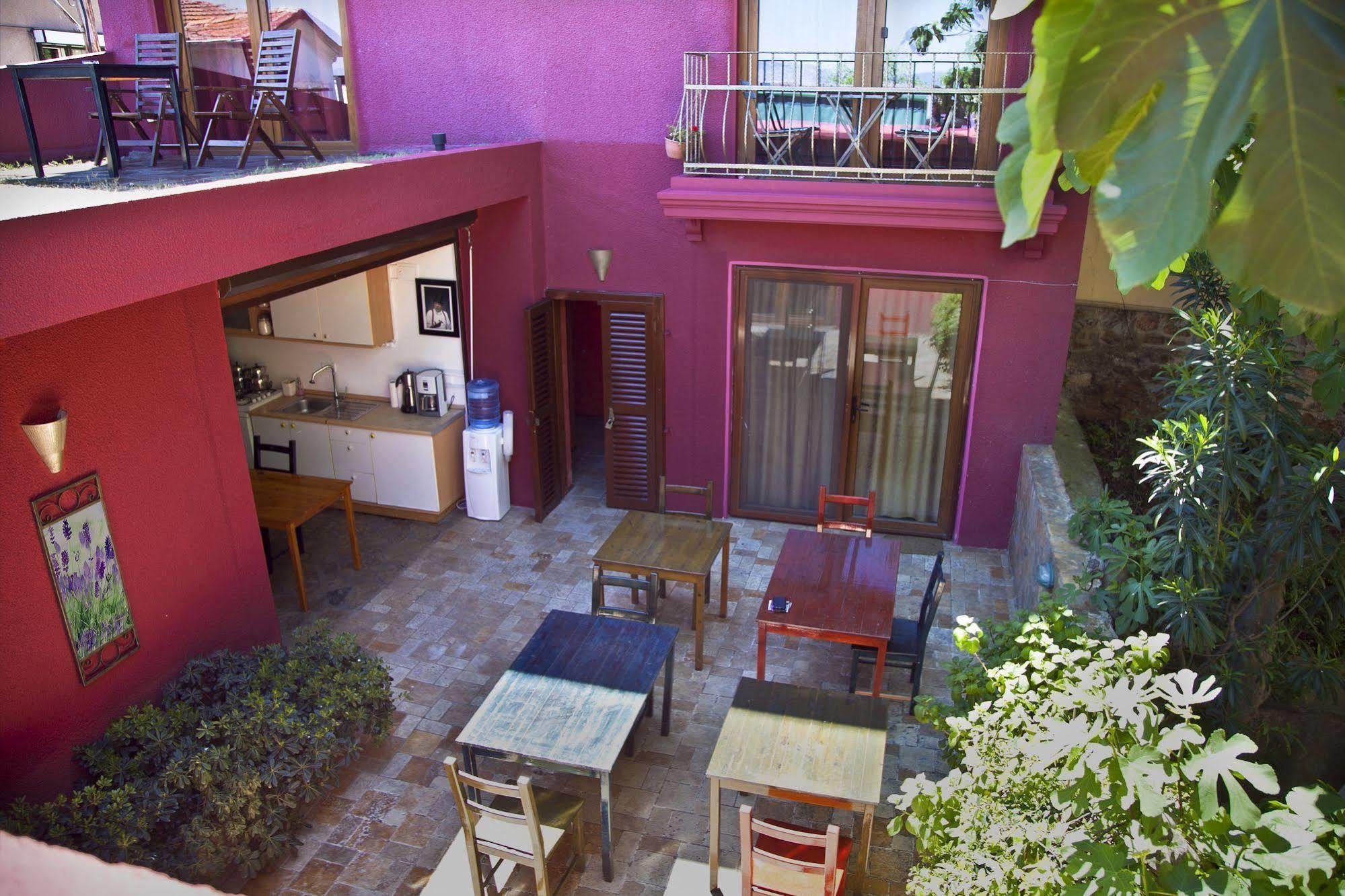 L'Isola Guesthouse (Adults Only) Heybeliada Exterior photo