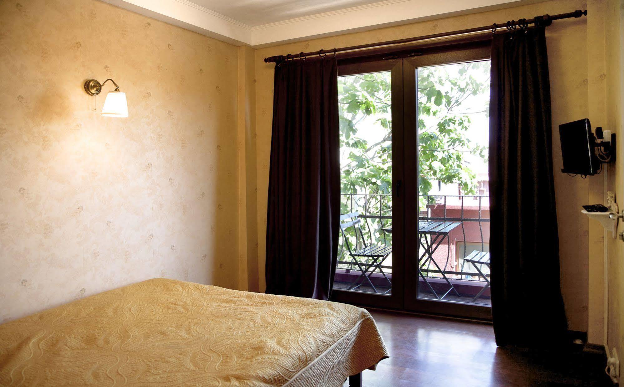 L'Isola Guesthouse (Adults Only) Heybeliada Exterior photo